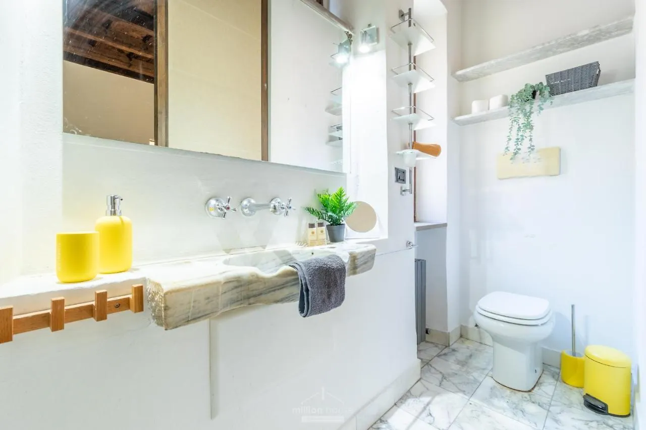 Ascanio Apartment, In The Heart Of Milan Nightlife